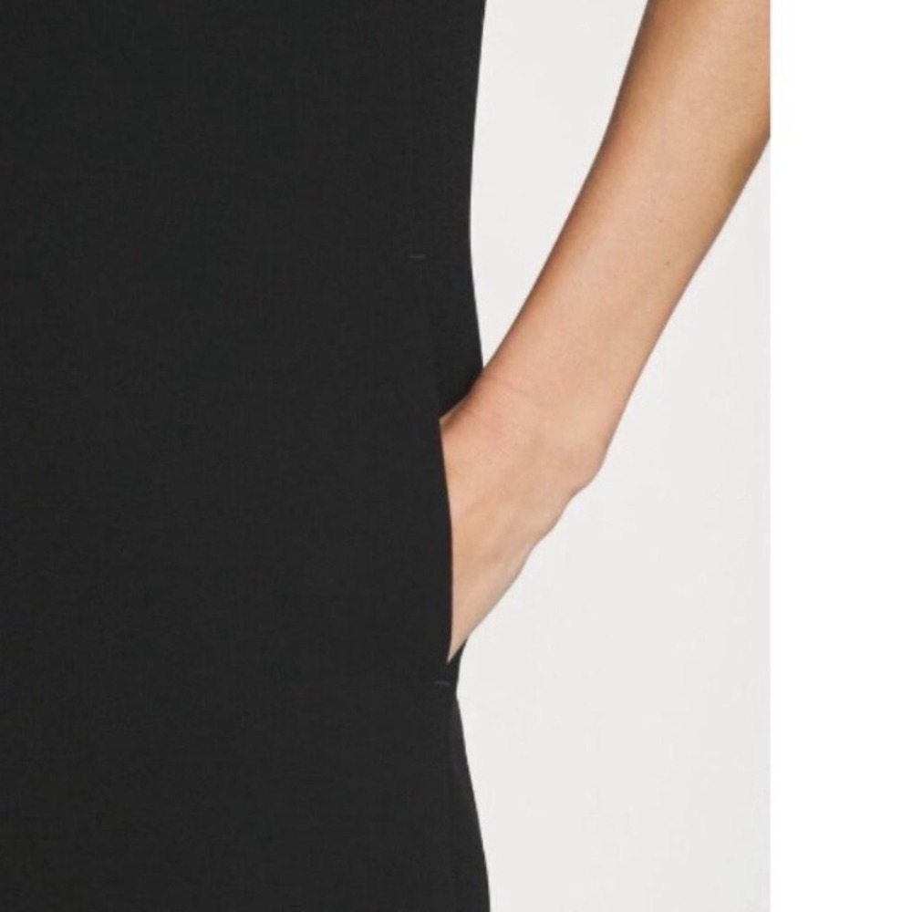 TORY BURCH Crepe Polo Mini Dress Size 10 Black Gold Zipper Minimalist Designer - Picture 5 of 10